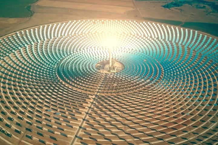 Concentrated solar plant surrounded by open landscape