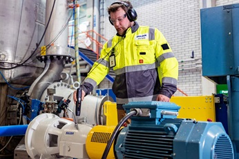 Service Engineer