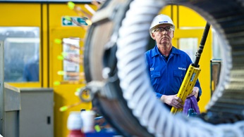 Experienced maintenance engineers ensure a fast and effective solution