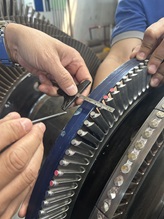 Sulzer engineer with turbine