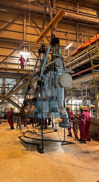 Low pressure (LP) centrifugal compressor