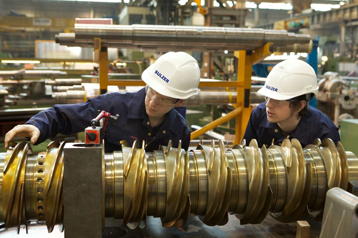 Dunbar multiphase pump rotor on the balancing machine