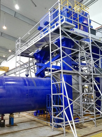 Large vertical circulating water pump on Sulzer's test bed