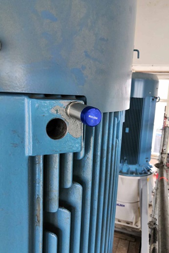 Sulzer Sense monitors the condition of two vertical pumps and motors.