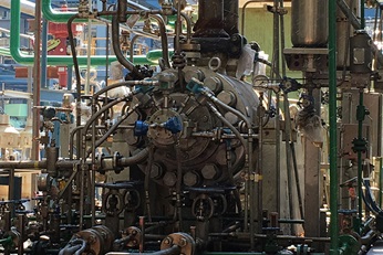 CP feed pump for the ebullated bed residue hydrocracking application