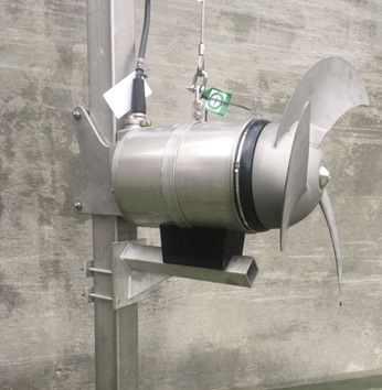 Submersible mixer XRW 210 to 900 for wastewater mixing
