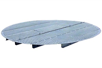 Dual flow tray with perforation