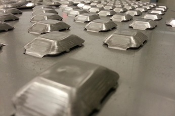 UFM tray deck