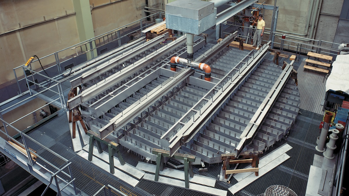 Distributor test rig