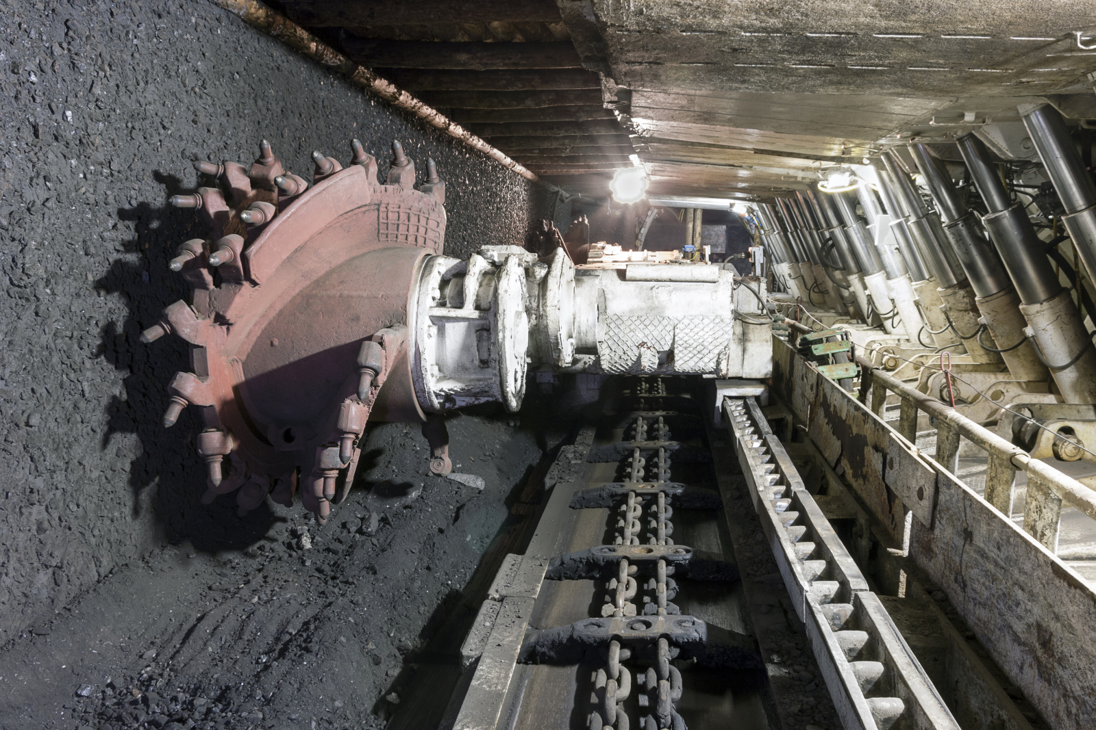 large underground mining equipment motor services