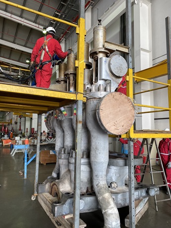 Equipment being workded on within the Qatar service senter