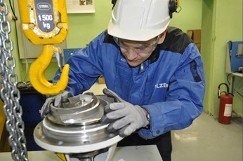 Inspection of Ahlstar pump