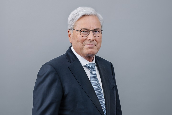 Dr. Hariolf Kottmann