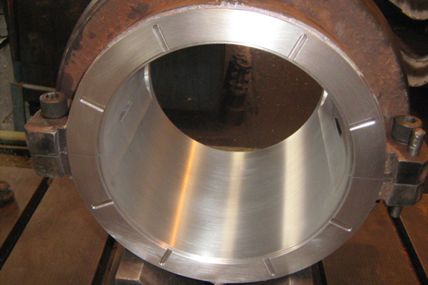 Bearing repairs with white metal/babbitt to extend product lifetime 