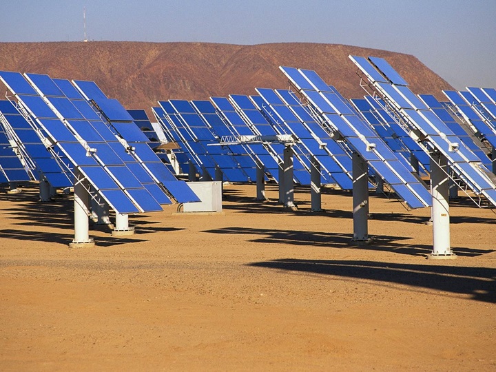 Solar panels in the desert